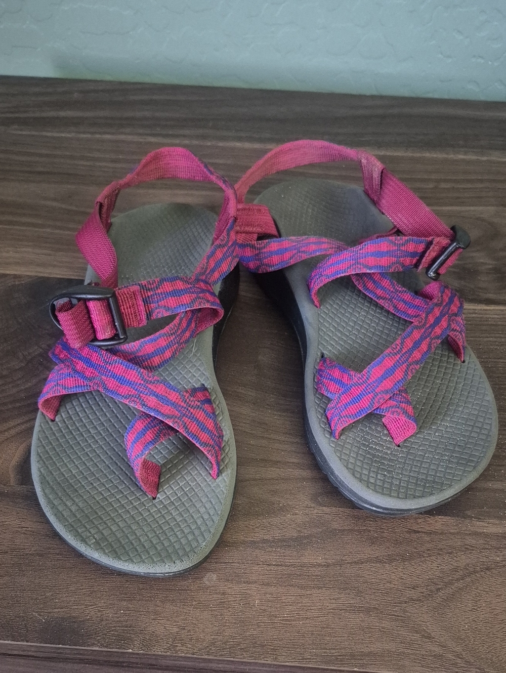 Chaco Sandals in Pink and Purple - Size 8